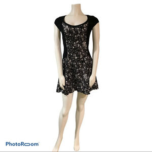 Express Black /‎ White Mini Dress Size S NEW